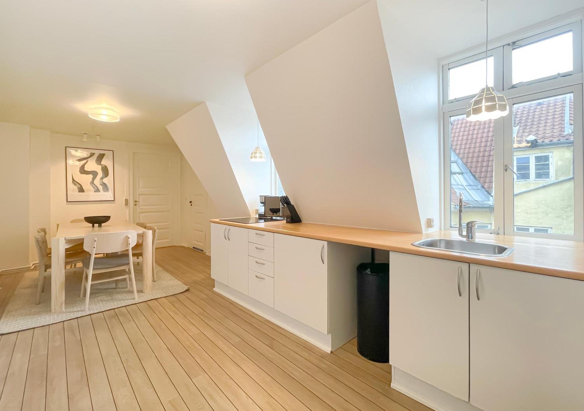 Rustic & Cozy 2Br In Heart Of Cph City By Stroget Daire Kopenhag Dış mekan fotoğraf