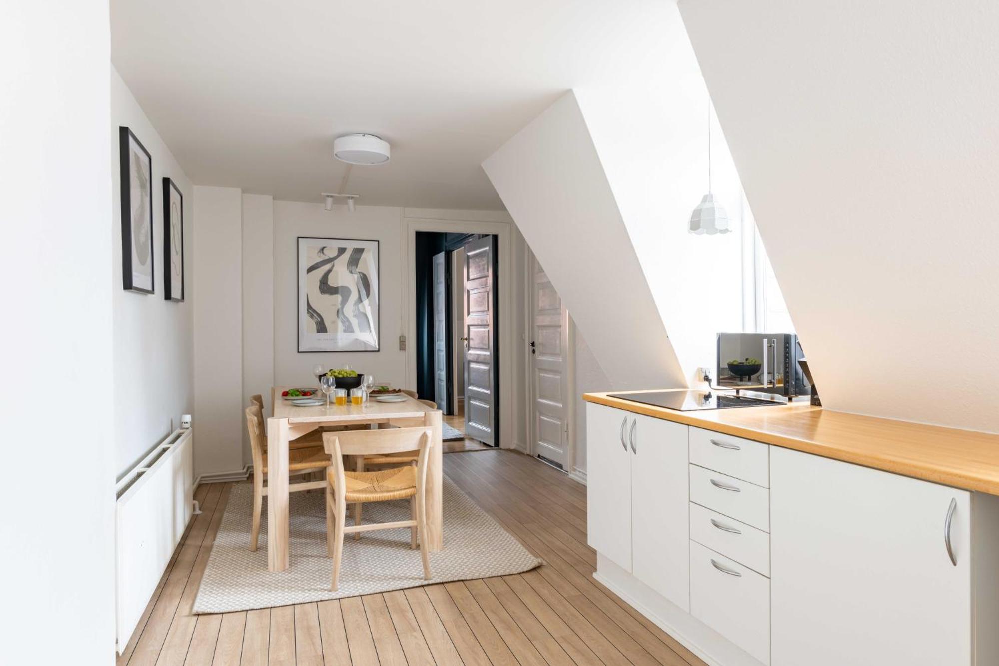Rustic & Cozy 2Br In Heart Of Cph City By Stroget Kopenhag Dış mekan fotoğraf